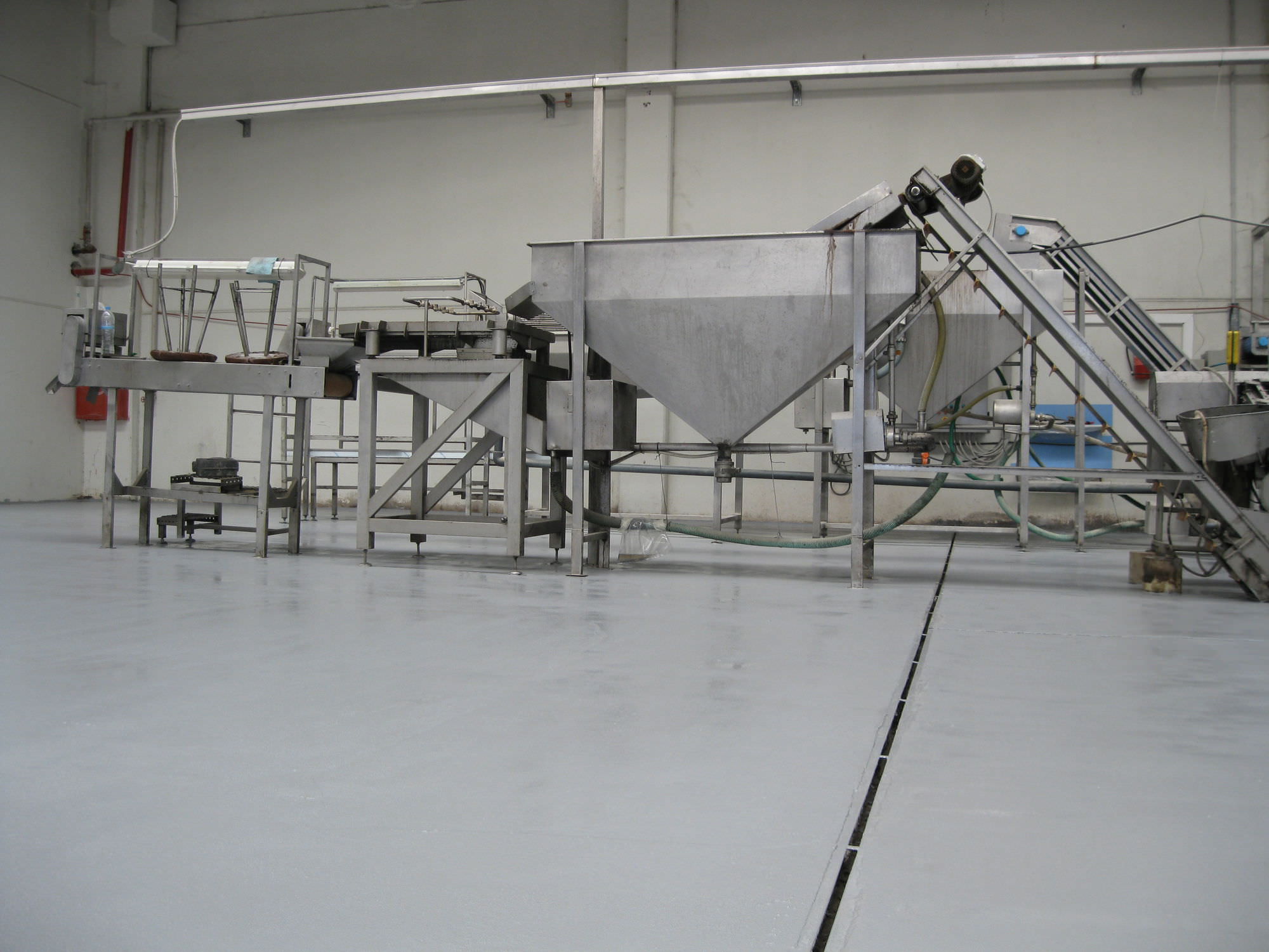 Pittura antiscivolo / liquida / epossidica / per rivestimento di ...