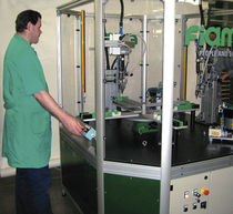 Macchina avvitatrice automatica