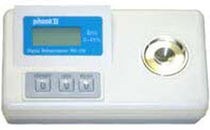 rifrattometro digitale 0-45 % Brix | 901-110 Phase II