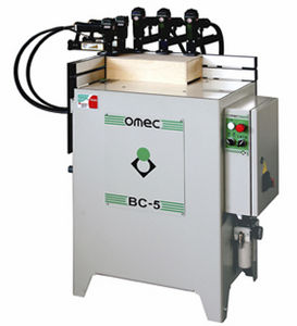 macchina per aggraffare pneumatica / per scatole
