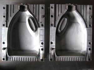 modulo di iniezione-soffiaggio multi cavità / per pezzi tecnici / imballaggi / per grandi serie