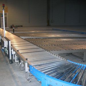convogliatore a rulli / automatico / per movimentazione / da trasporto