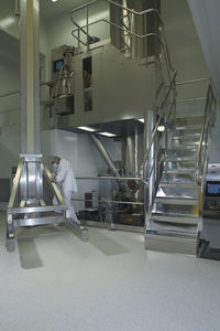 rivestimento di pavimenti in PVC / per grande traffico / per camera bianca