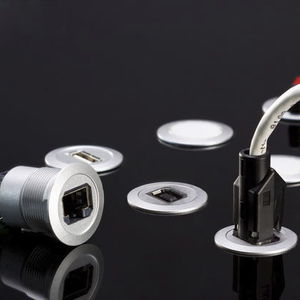 connettore di dati / USB / tondo / per montaggio su pannello