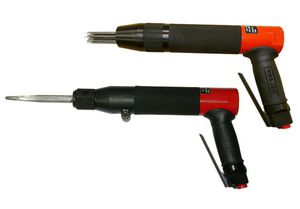 togli-ruggine pneumatico / modello a pistola / martello scalpellatore / a rullini