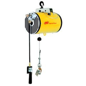 bilanciatore per utensile ad azionamento pneumatico