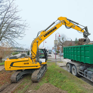 escavatore intermedio / cingolato / diesel / Tier 4 intermedia