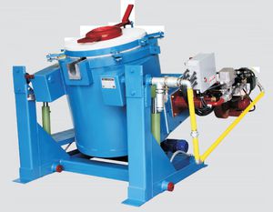 forno di fusione / di colata / tubolare / elettrico