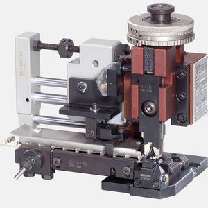 aggraffatrice per cavi elettrici / manuale / pneumatica / ad alimentazioni laterali
