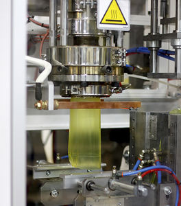 estrusione-soffiaggio termoplastica / industriale / per il settore medico / per il settore dell'edilizia