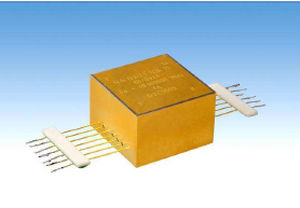 oscillatore OCXO / elettronico / ad inserimento / per applicazioni spaziali