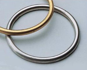 guarnizione a molla / in profilato / C-ring / in metallo