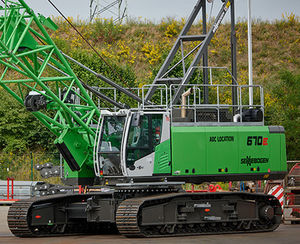 gru cingolata / con braccio / per cantiere / idraulica
