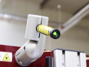 macchina saldatrice laser / DC / automatica / a testa mobile