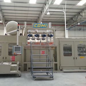 termoformatrice di lastre / per la produzione di frigoriferi / completamente automatica / industriale