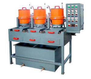 macchina di burattatura centrifuga / per barre