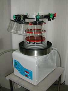 liofilizzatore da laboratorio