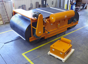 separatore elettromagnetico / a nastro / di particelle / autopulente