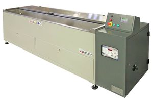macchina per pulizia ad ultrasuoni / a immersione / a spruzzo / automatica
