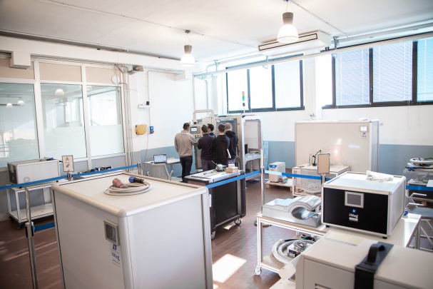 Laboratorio Elettrofisico Photo 6