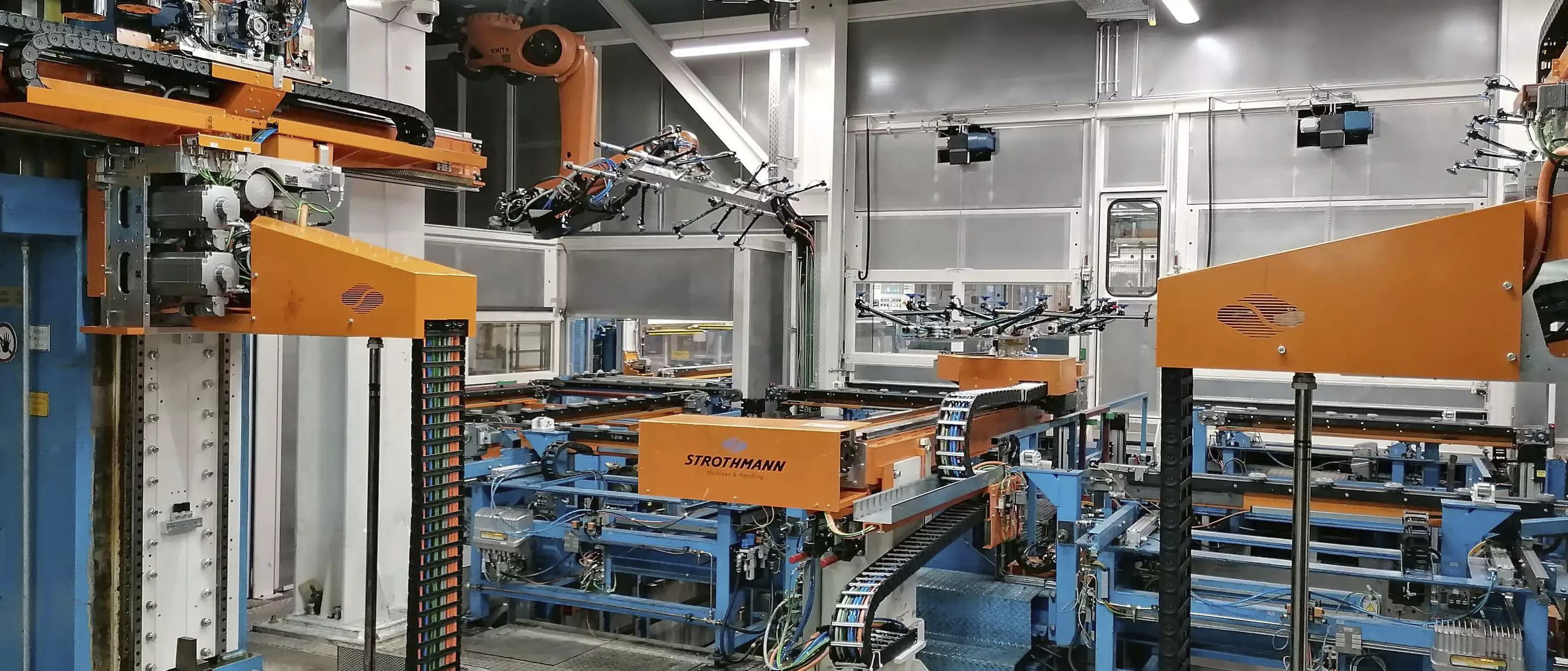 Strothmann Autoteile & -verwertung - Unna Linea di presse automatica - Strothmann Machines & Handling GmbH - per
