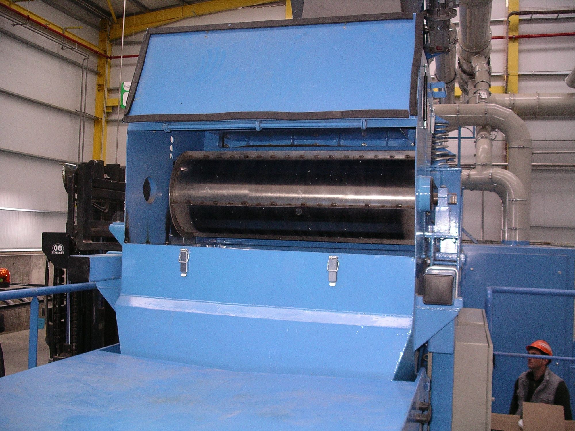 1015274 - FILTRO DEFANGATORE MAGNETICO 3/4 IN LINEA E A SQUADRO SOTTO CALDAIA NERO EUROACQUE - EUROACQUE