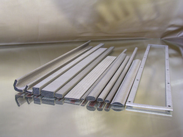 QUARKZMAN 150 Pezzi Schiuma Conduttiva Faraday - 10x10x3 Mm - Tessuto Schermante Con Adesivo - Per Schermatura EMI E RF