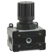 Regolatore di pressione per aria compressa...