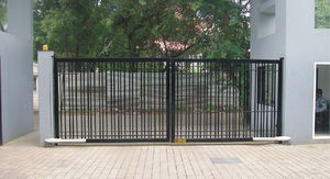 Cancello scorrevole Gandhi Automations Pvt Ltd pedonale
