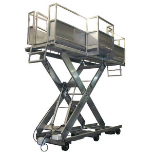 piattaforma elevatrice a forbice mobile