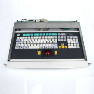 tastiera montata su rack-cassetto