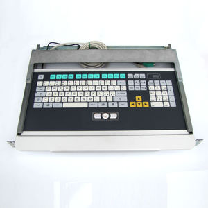 tastiera montata su rack-cassetto