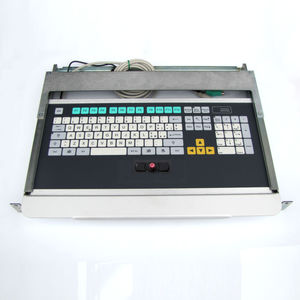 tastiera montata su rack-cassetto