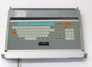 tastiera montata su rack-cassetto