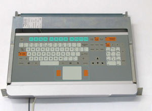 tastiera montata su rack-cassetto