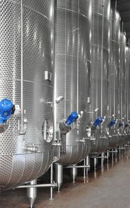serbatoio di stoccaggio / per bevande gassate / in acciaio inox