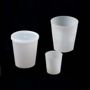 becher in polietilene