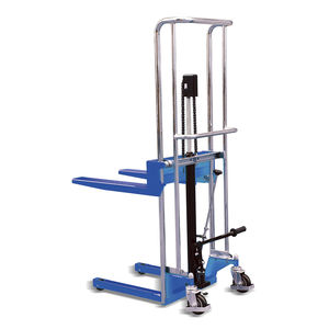 accatastatore manuale 1