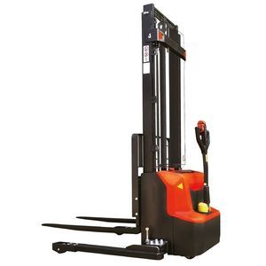 accatastatore elettrico