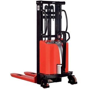 accatastatore semielettrico 1