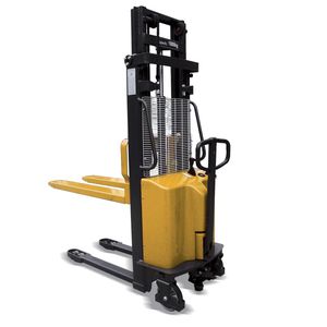accatastatore semielettrico 1