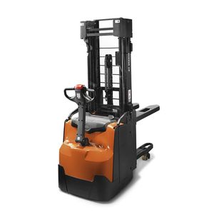 accatastatore elettrico