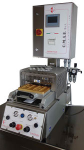 macchina per imballaggio semiautomatica