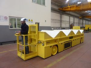 carrello automotore a batteria 1