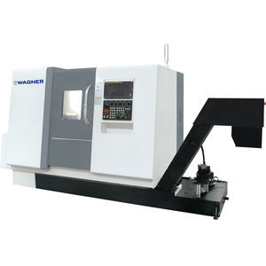 tornio CNC