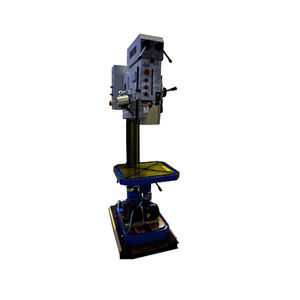 macchina di foratura CNC