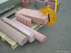 pinza per sollevamento di pietre