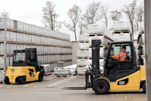 carrello elevatore elettrico
