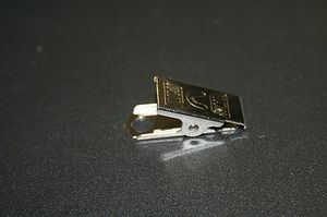 pinza a coccodrillo per carte 1