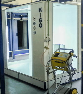 cabina di verniciatura a polvere aperta